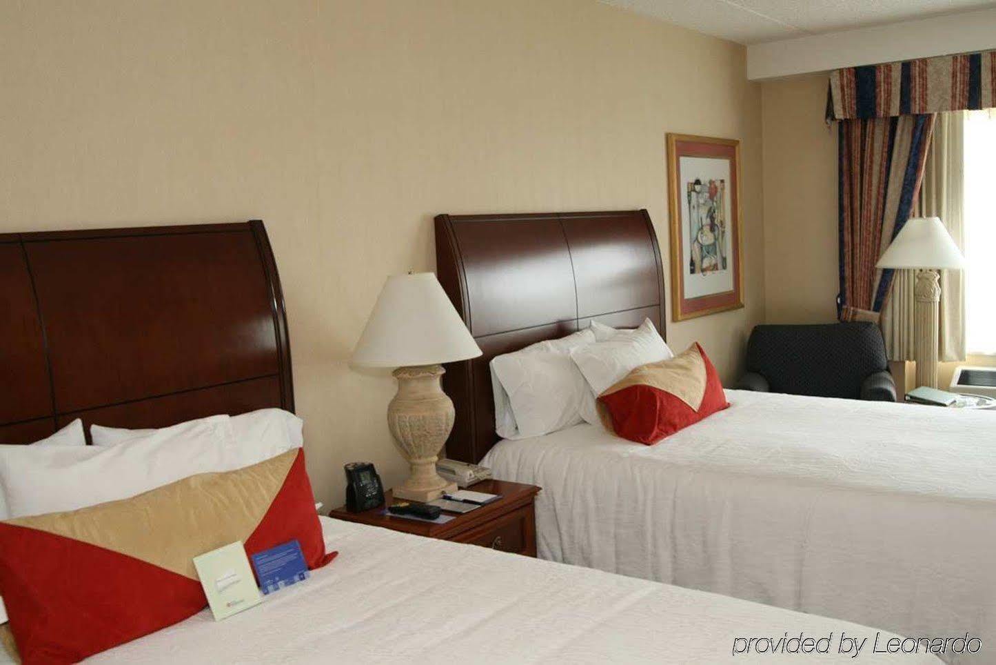Hilton Garden Inn Rockaway Bagian luar foto